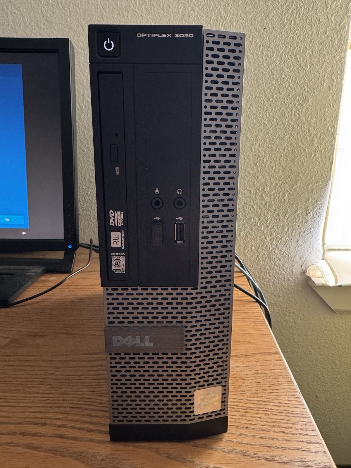 Dell OptiPlex 3020 SFF PC with Intel Core I5-4590 16GB RAM Windows 10 Pro