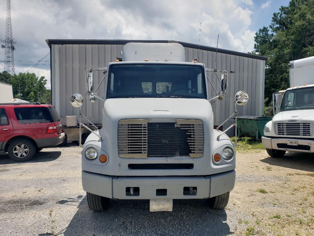 1998 freightliner FL 112