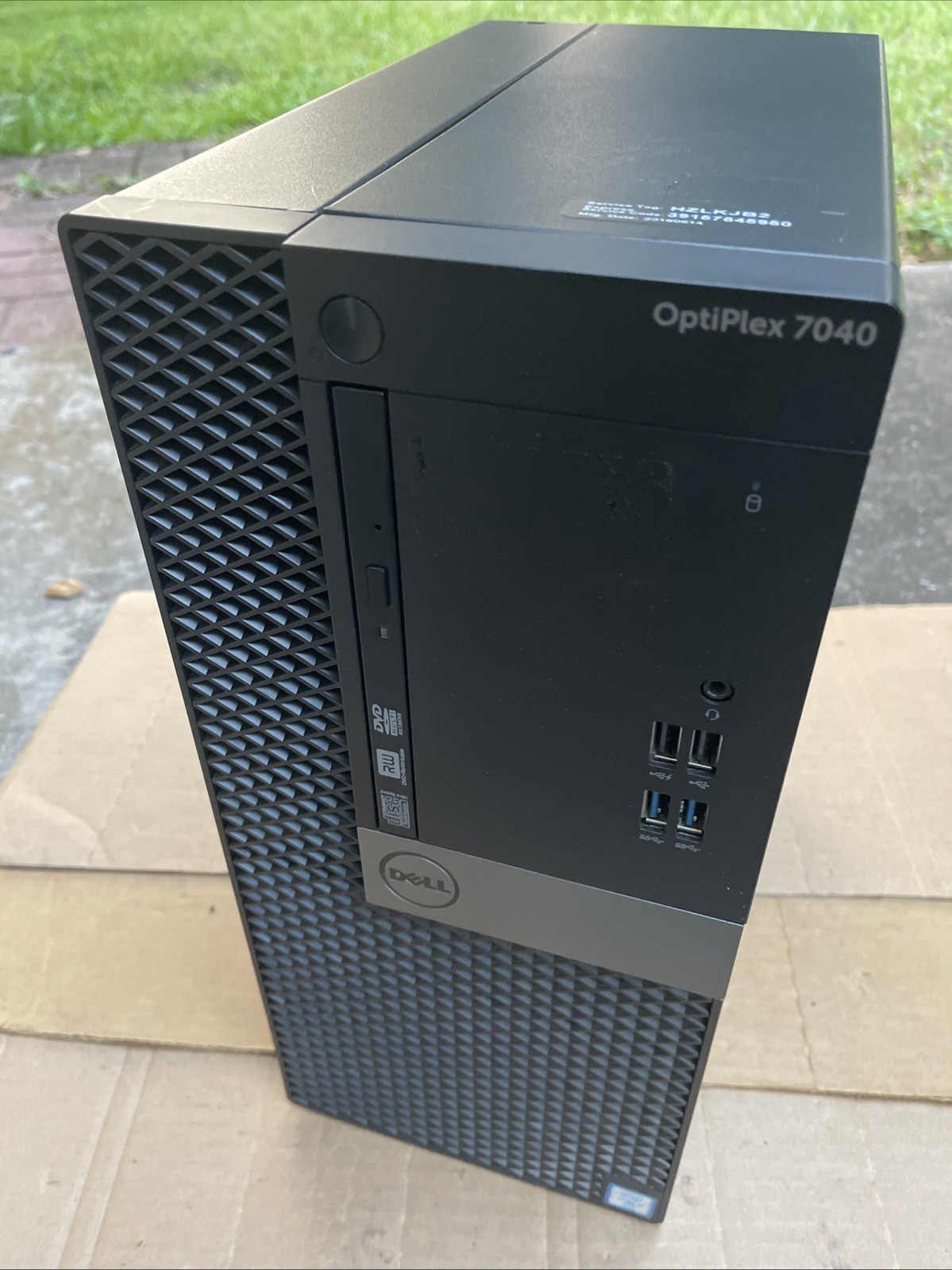 Dell Optiplex 7040 MT i7-6700 3.4GHz 16GB 4TB HDD Windows 10 Computer *READ*