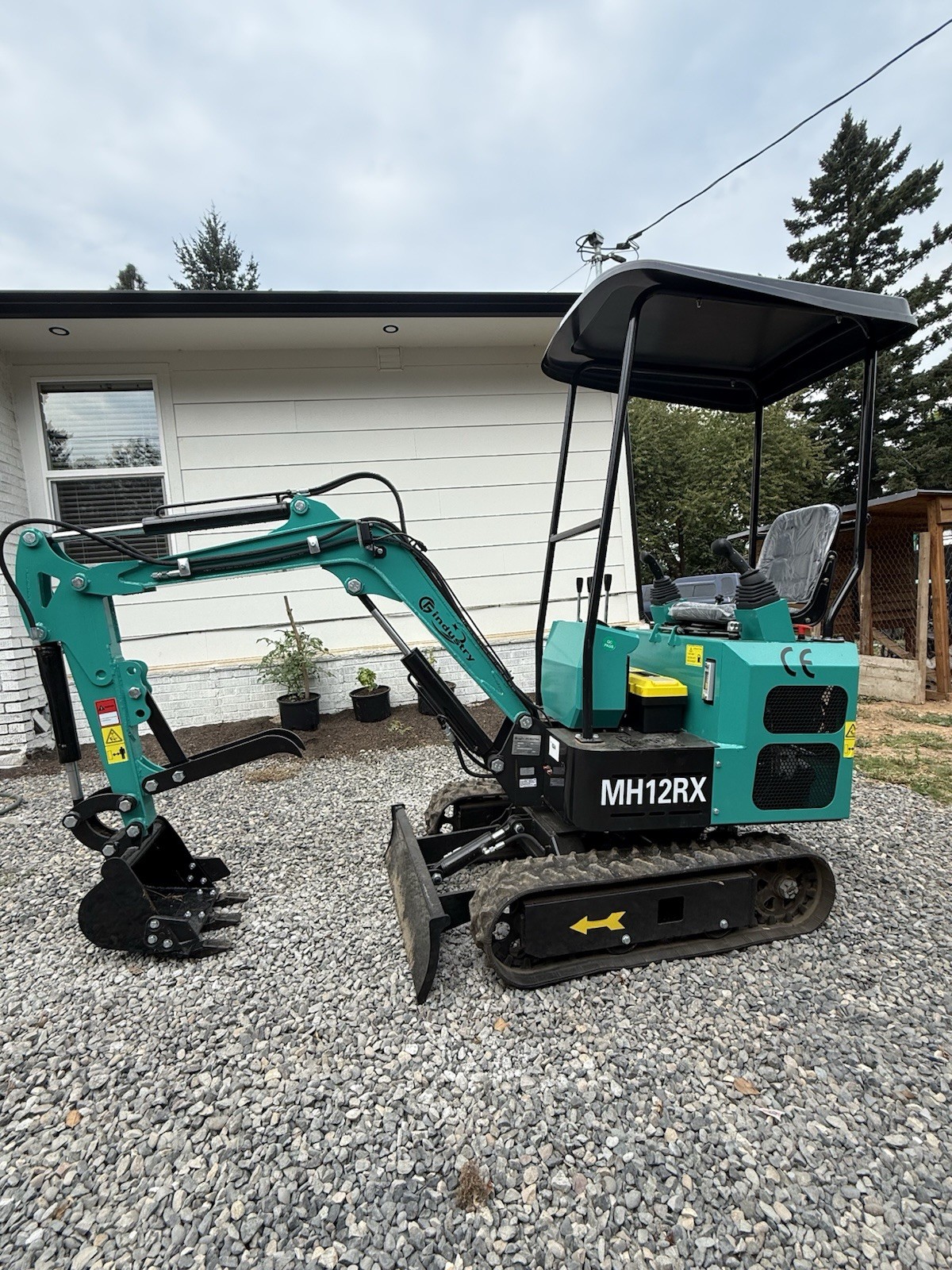 AGT MH12RX Mini Excavator Tracked Crawler Digger 13.5HP Gasoline RATO Engine EPA