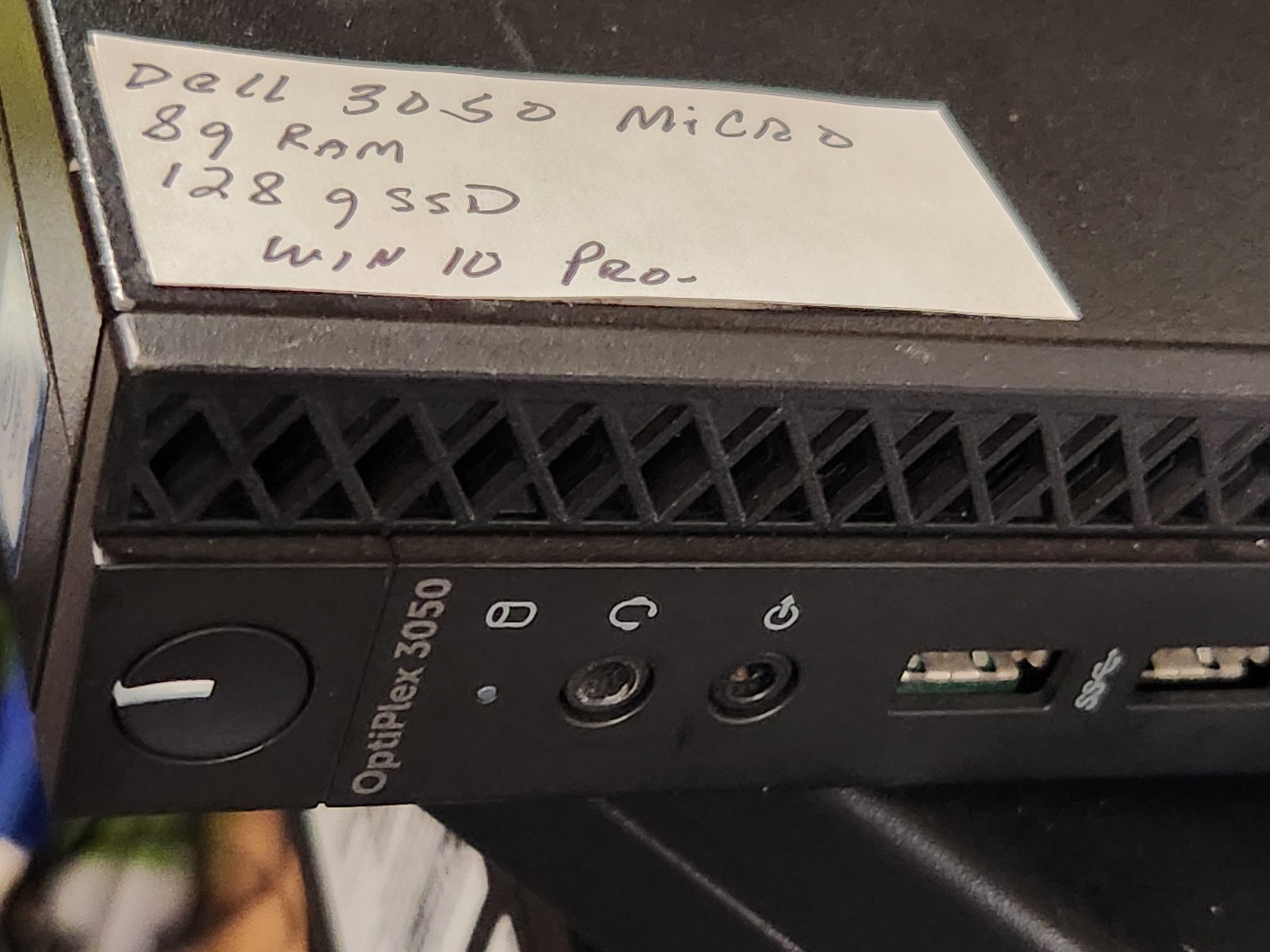 Dell Optiplex Micro 3050 Desktop -8GB-DDR4/128GB SSD/i3-6100T Series/Win 10 Pro