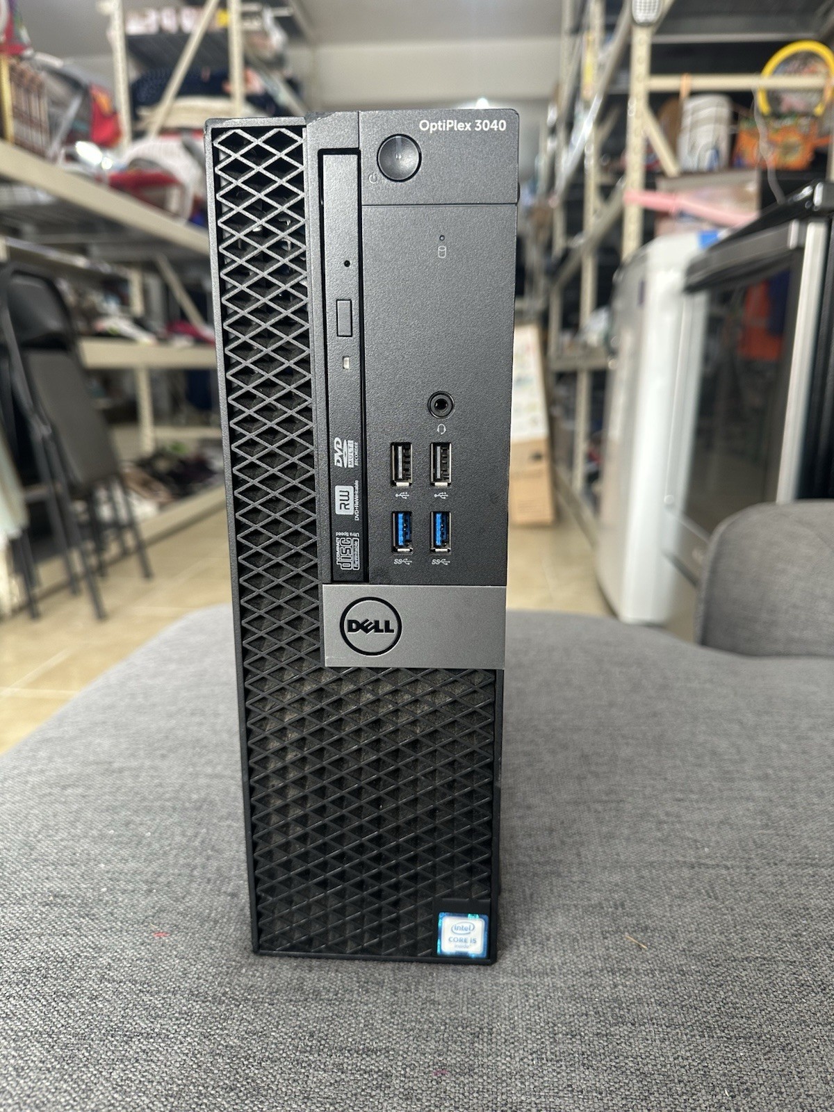 Dell Optiplex 3040 MT, i5-6500 CPU, 8GB Ram, 230 HDD