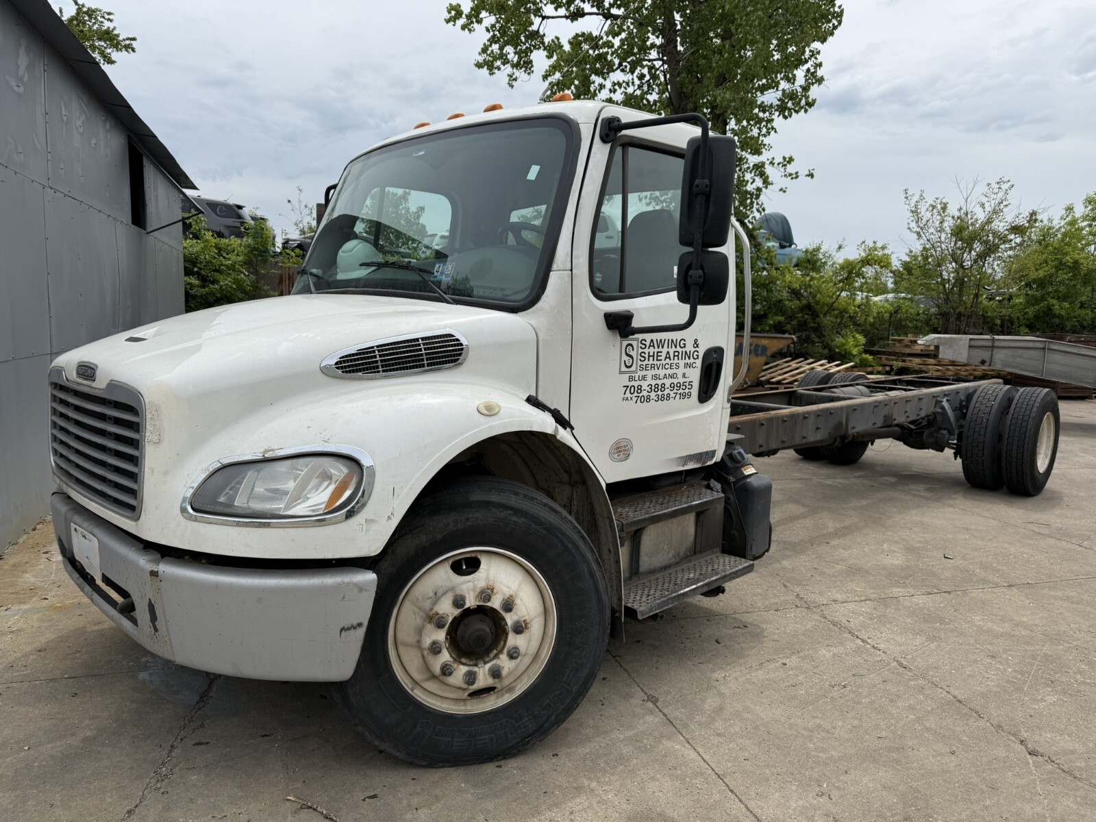 2018 freightliner business class m2 106(new engine computer and DEF filter)