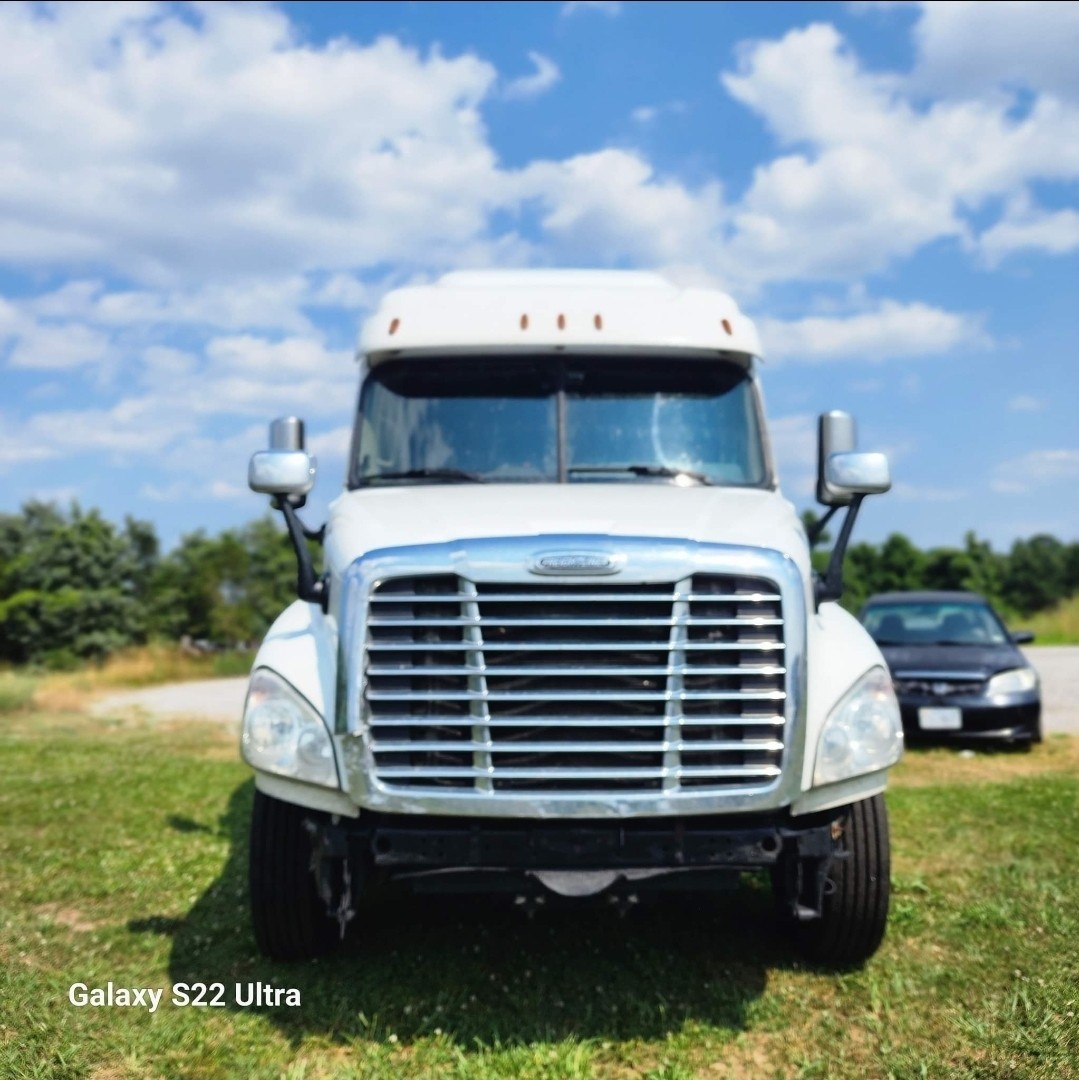 2016 freightliner cascadia evolution
