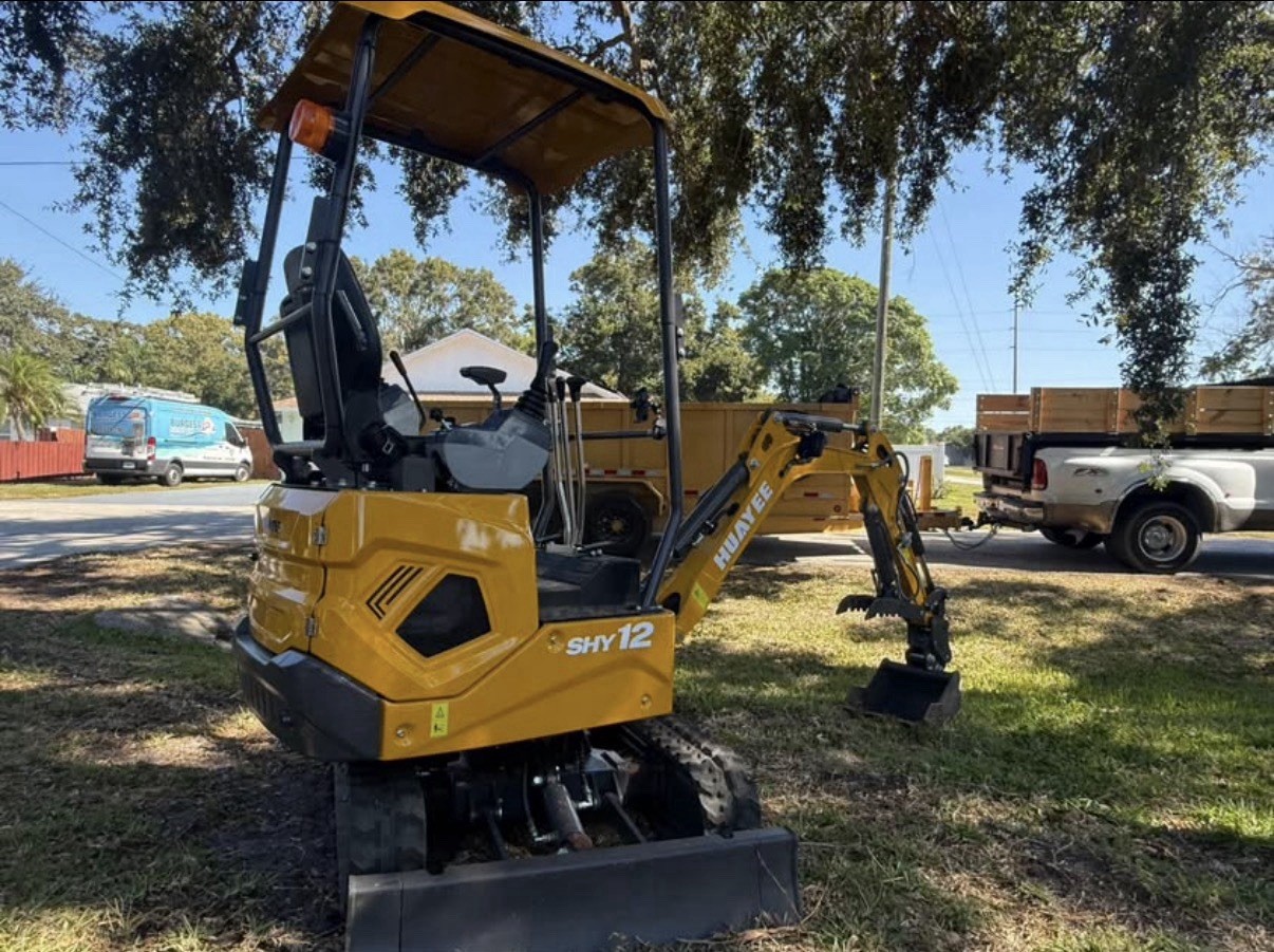 *Dealer Only* 2025 HUAYEE SHY12 Kubota Diesel Mini Excavator 2- Speed Expanding