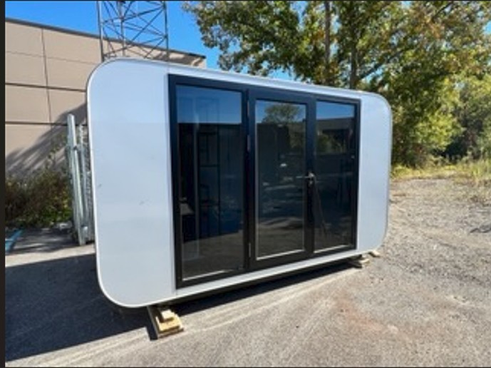 13ft Tiny House – Compact Studio Style (No Kitchen)