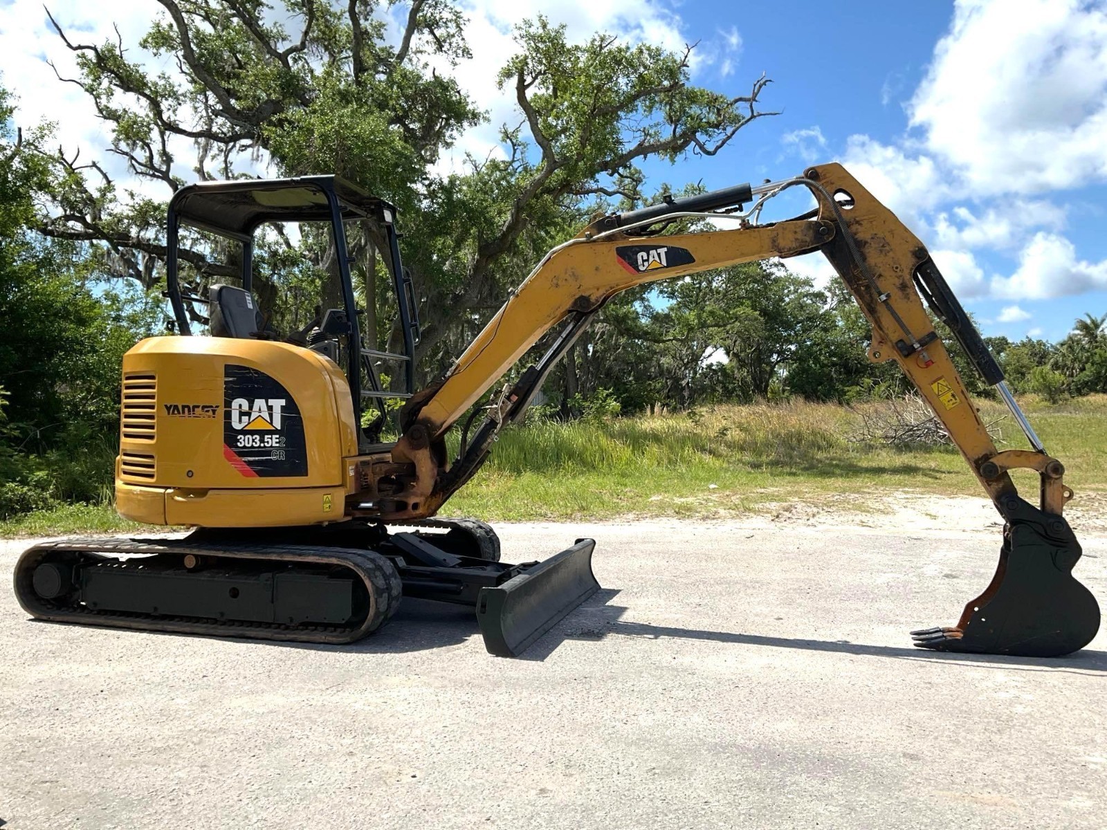 2018 CATERPILLAR EXCAVATOR MODEL 303:5E2, DIESEL