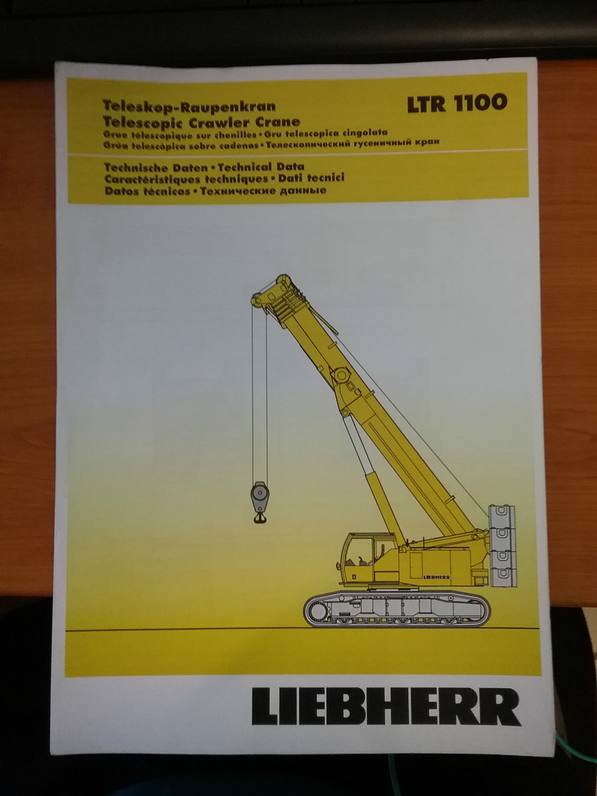 Liebherr Telescopic Crawler Crane LTR 1100 Load Information Manual