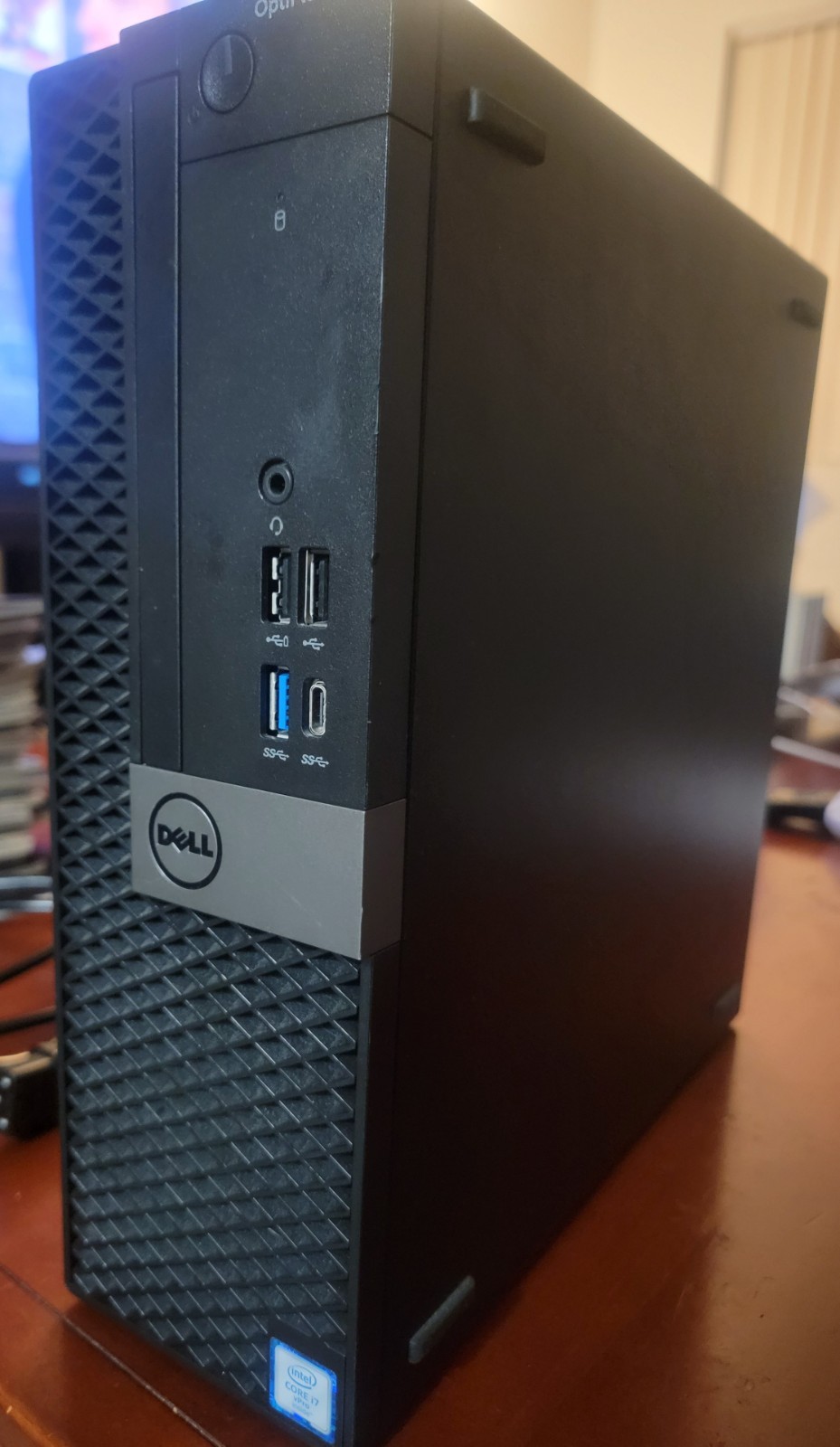 Dell Optiplex 7050  i7-6700 3.40GHz 16GB Ram 512GB SSD Windows 10