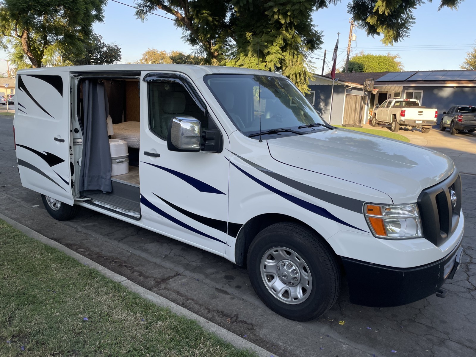 2017 Nissan NV3500 Camper Van Truck Recreational Vehicle RV Motorhome V8