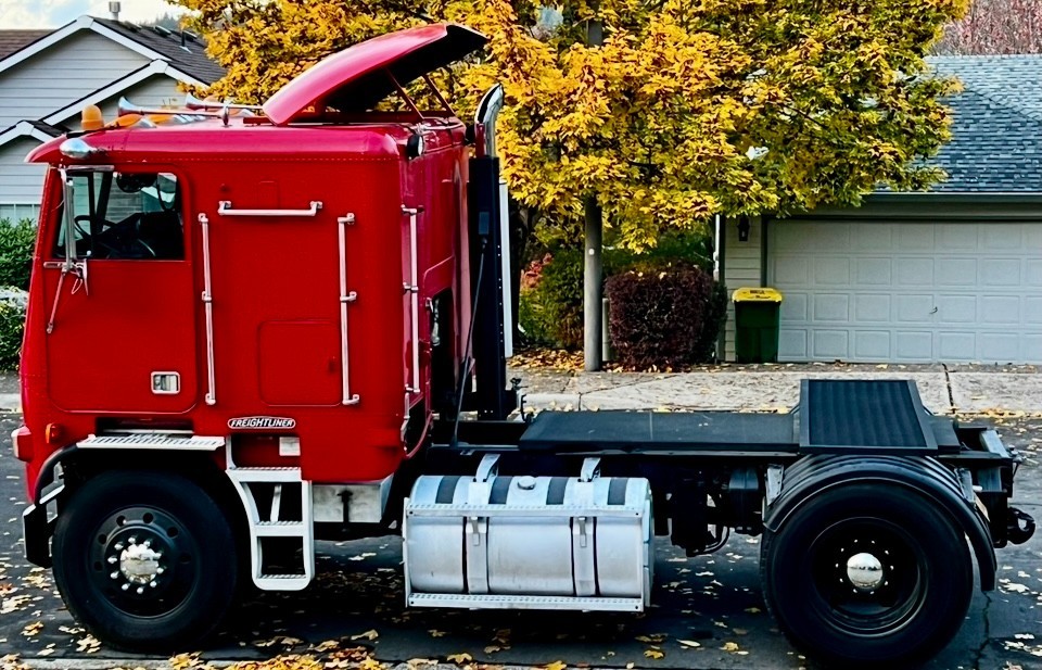 1991 Freightliner FLA coe