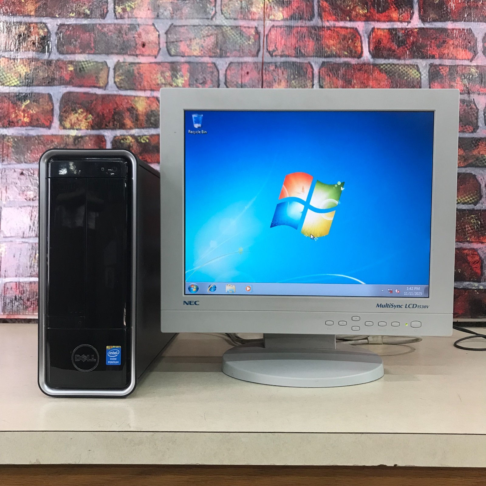 Dell Inspiron 3647 SFF PC Retro Gaming Pentium 3.00GHz 8GB RAM (Windows 7 Pro)