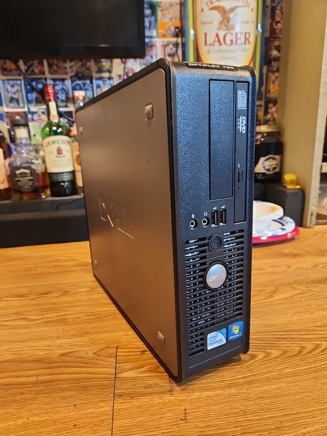 DELL Optiplex 780 TOWER Desktop Windows 7 Parts Only B*