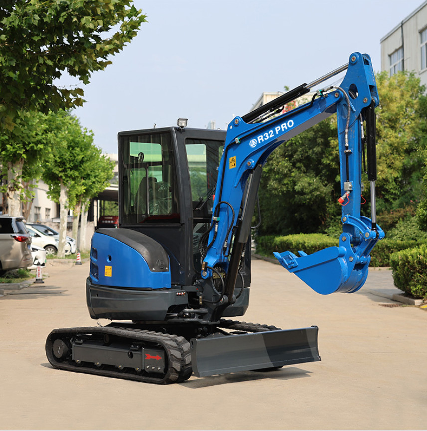Rippa R32 Pro Mini excavator with Kubota V1505, Swing Boom, A/C