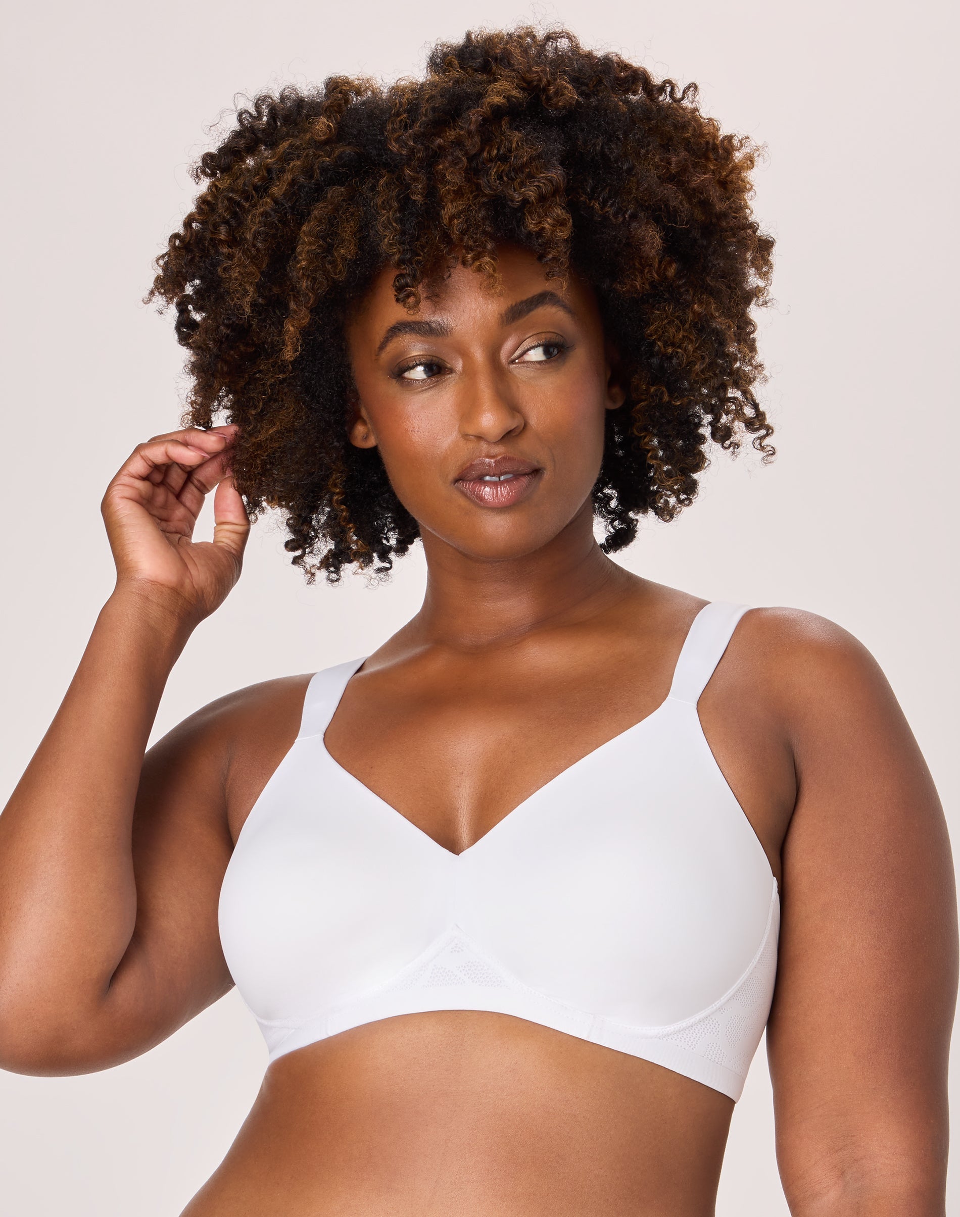 Bali Women’s Coolest Smoothing Wireless Bra, Foam Cups White 42DD