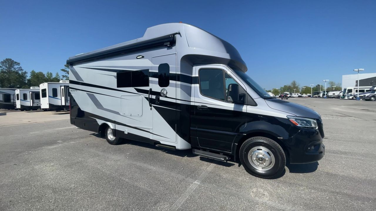 2026 Tiffin Motorhomes Wayfarer 25XRW