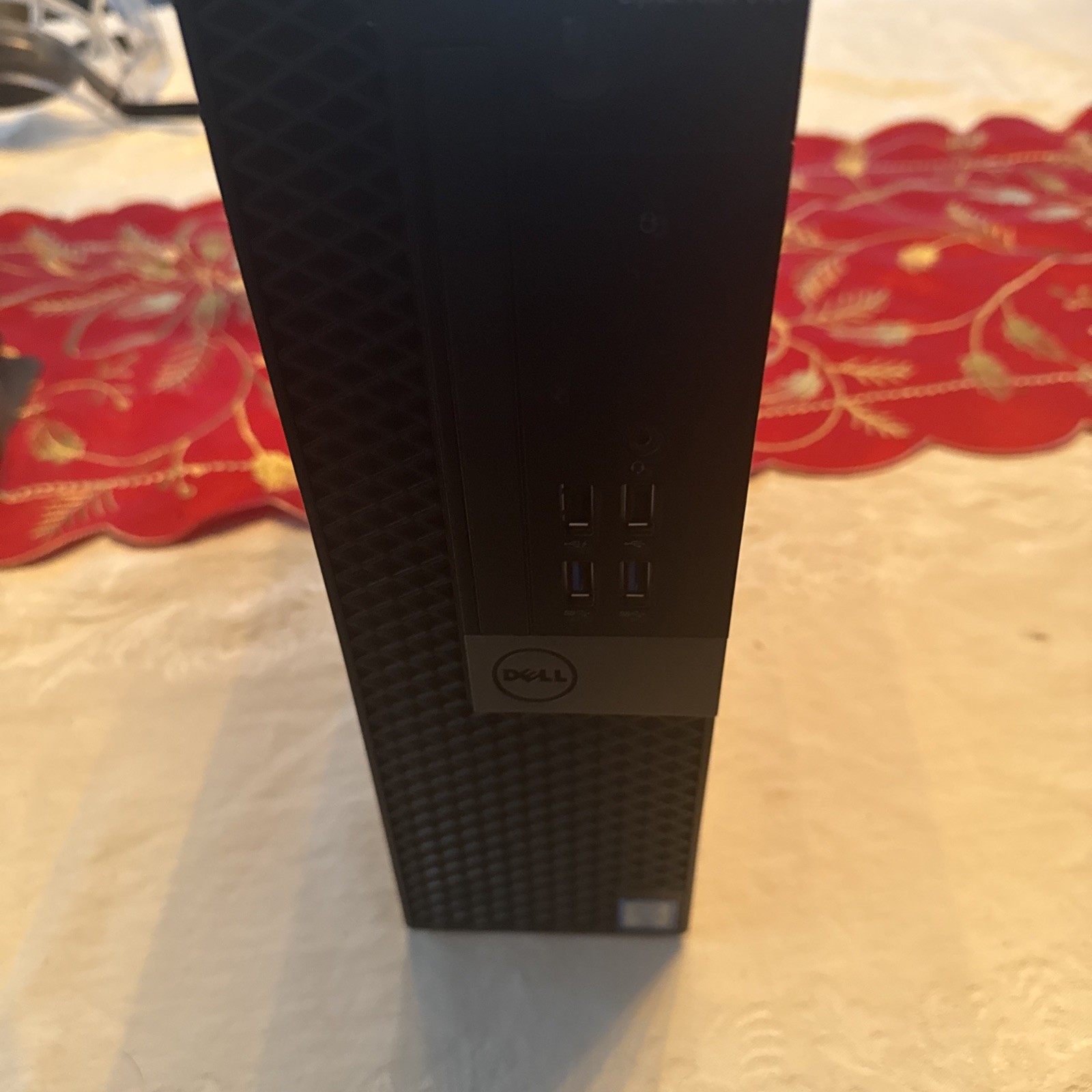 Dell OptiPlex 7040 SFF Desktop Intel I3-6100 3.7GHz, 256GB SSD, 8GB DDR4 WIN 11