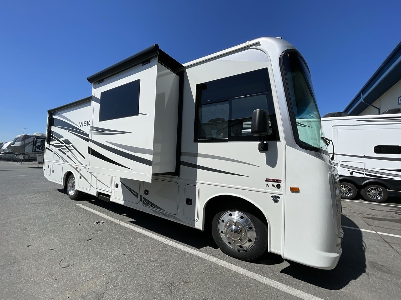 2026 Entegra Coach Vision XL 31UL