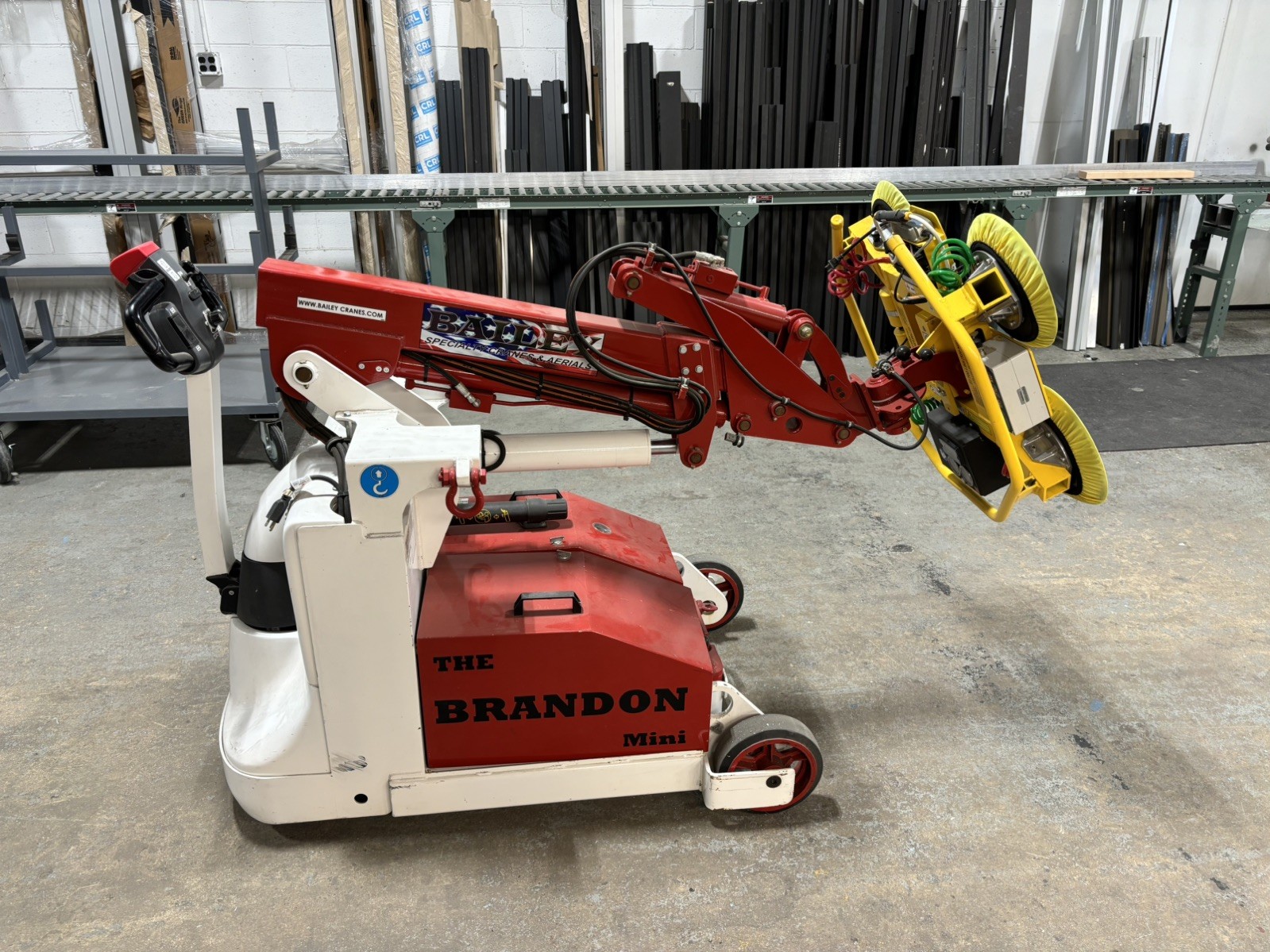 The brandon mini glass manipulator