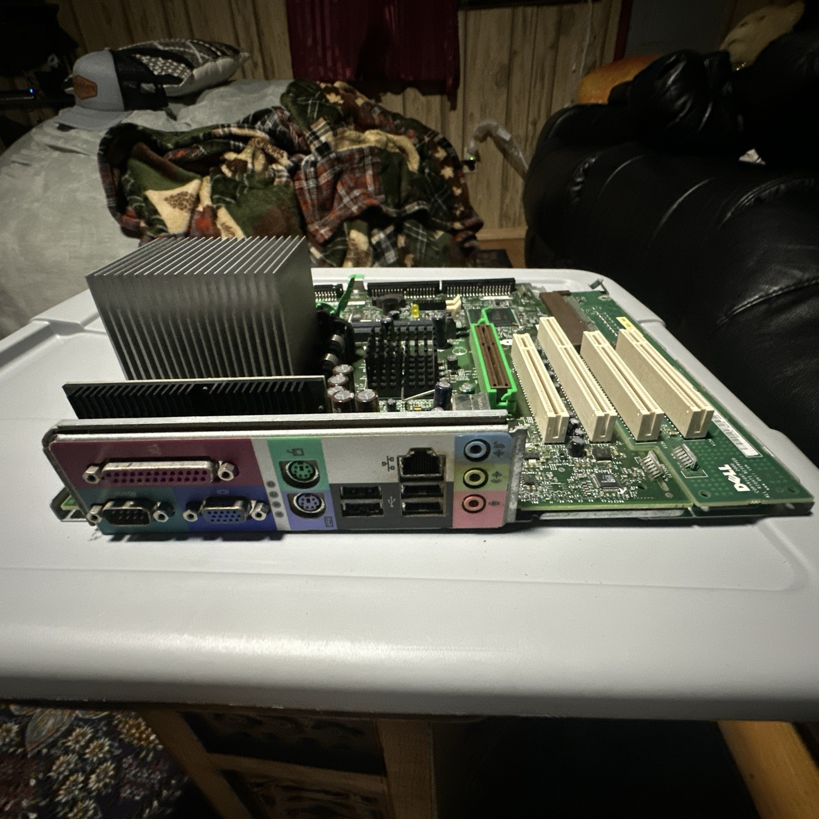 Dell Optiplex GX260 2.40GHZ 256RAM Motherboard 062YVH- REV A00+ Riser 62YVH