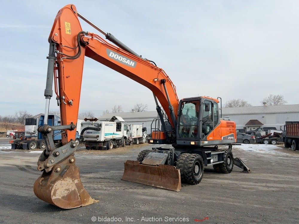 2018 Doosan DX210W-5 Wheeled Excavator Blade Auxiliary Hyd QC Bucket Cab bidadoo