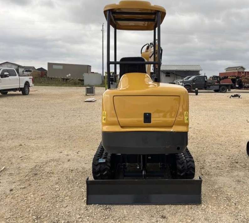 2 Ton,   Mini Excavator | Swing Boom  AGT-MX50R 23hp V Twin