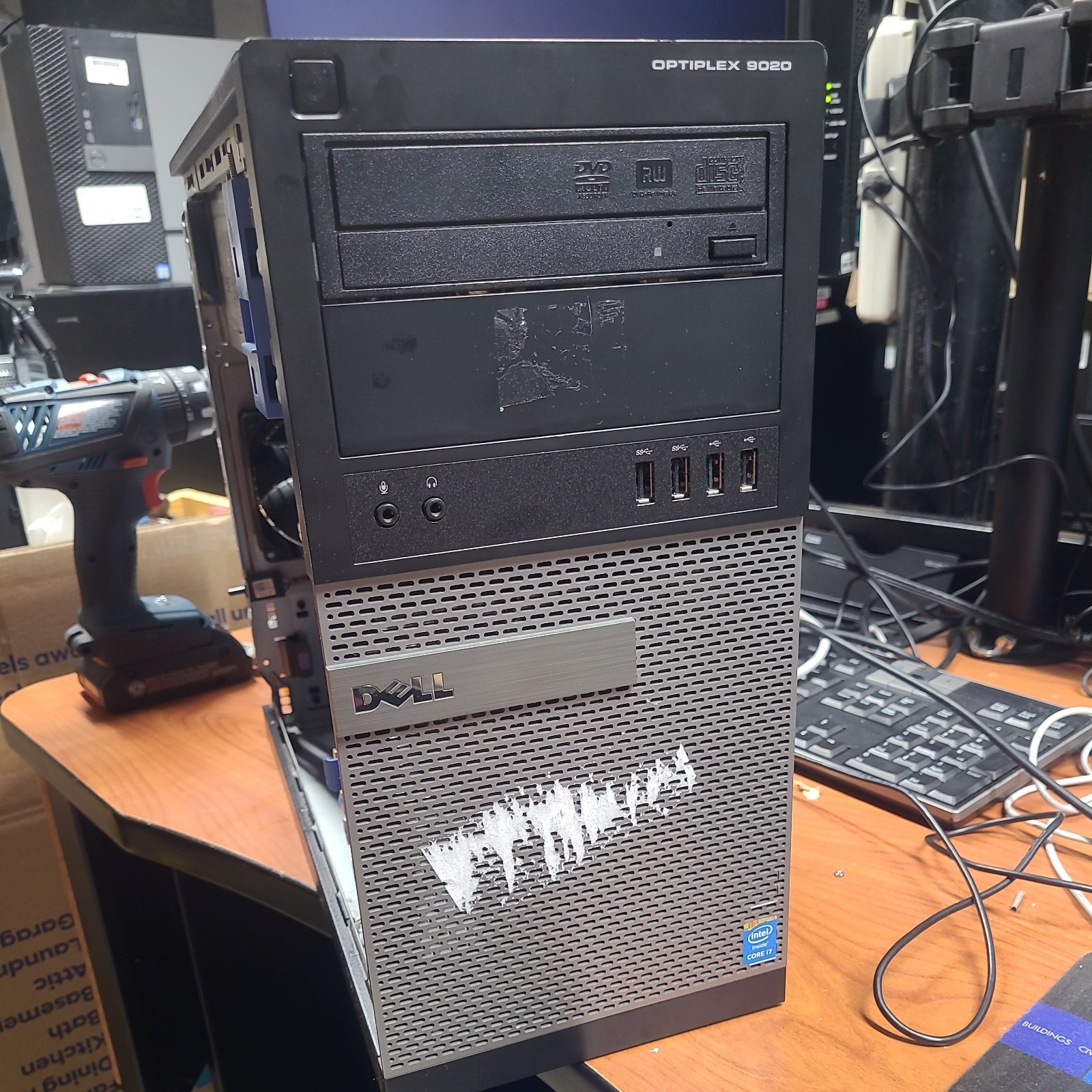 Dell OptiPlex 9020 MT Intel Core I7-4790 3.60GHz, 8GB RAM, No HDD, No OS