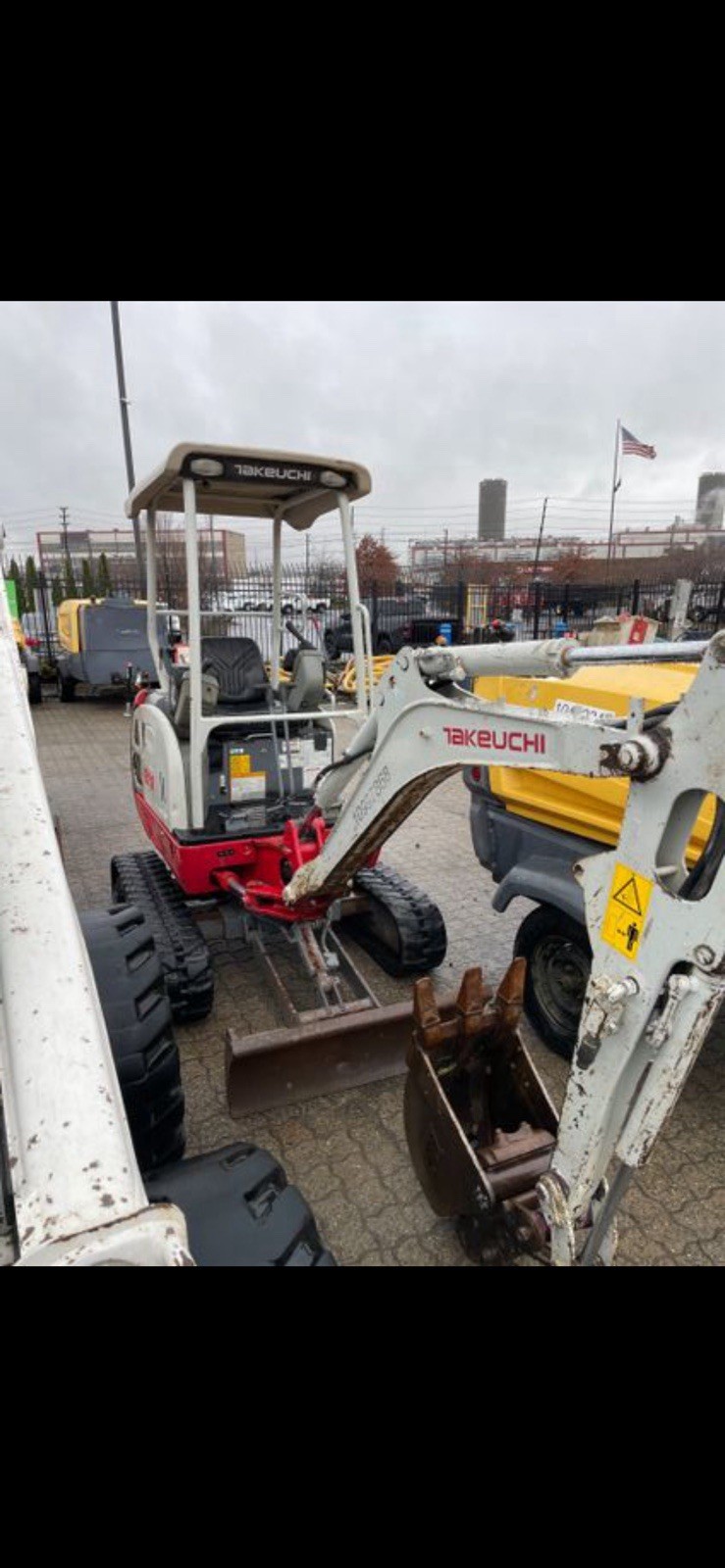 Takeuchi TB216 Mini Excavator 1370 Hrs