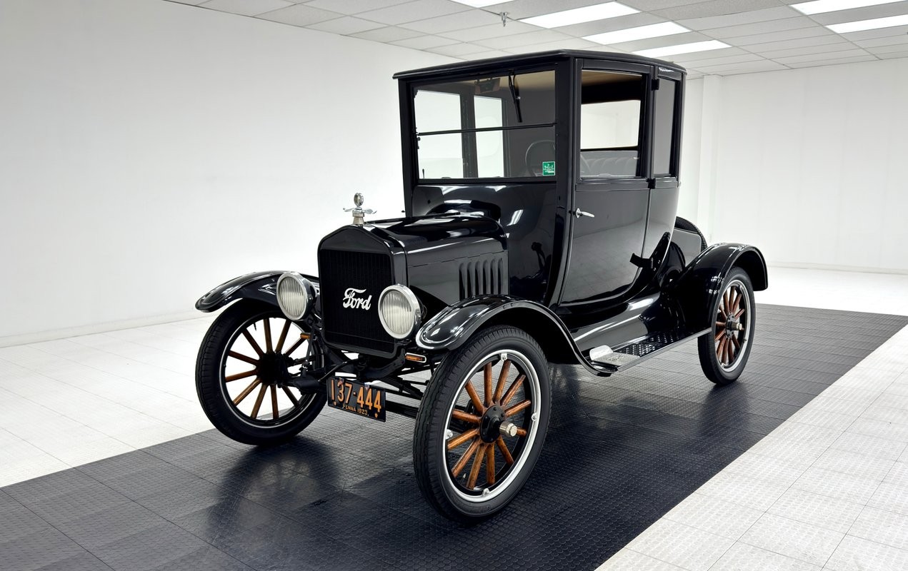 1923 Ford Model T Coupe