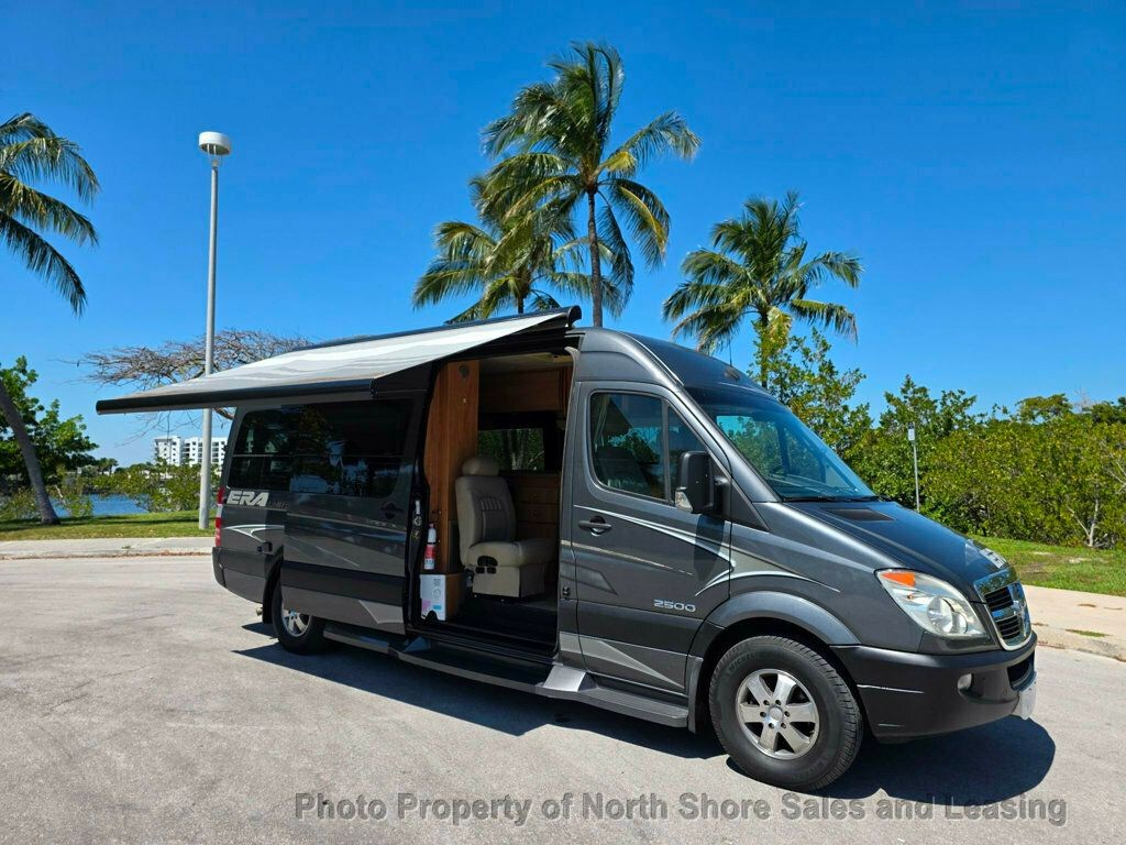 Florida 2010 Winnebago ERA Limited Class B Turbo Diesel RV Low Miles Gen AC More