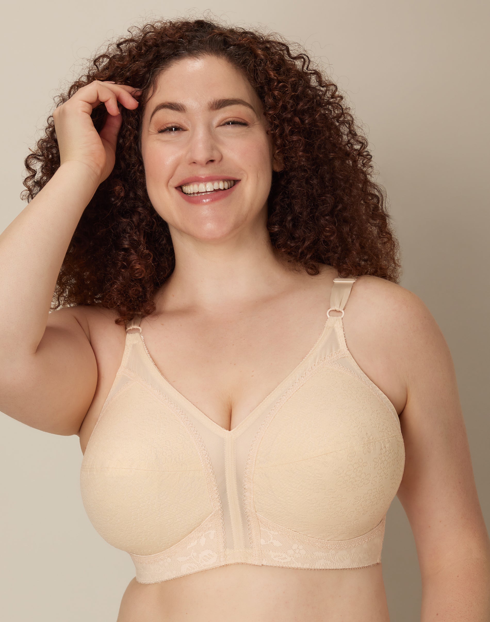 Playtex 18 Hour Sensational Support Wireless Full-Coverage Bra Beige 48B Women’s