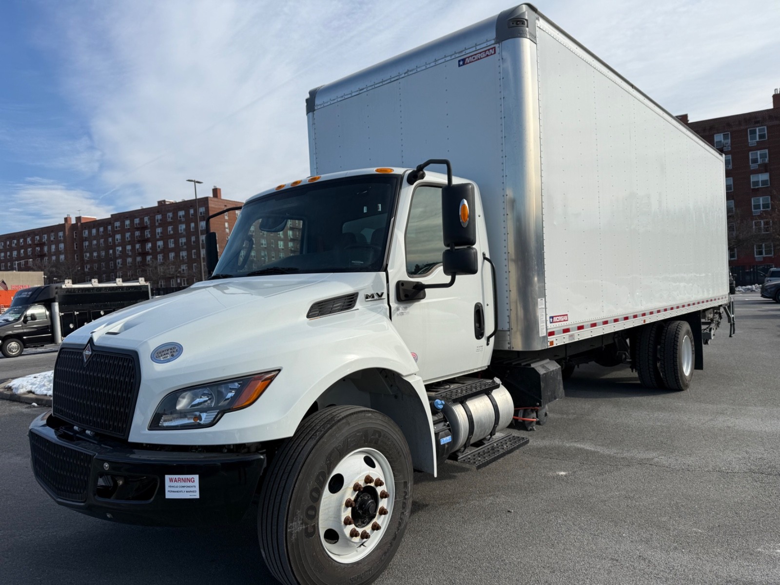 2025 International MV607 26ft Box Truck, 6.7L Cummins Engine, power liftgate!