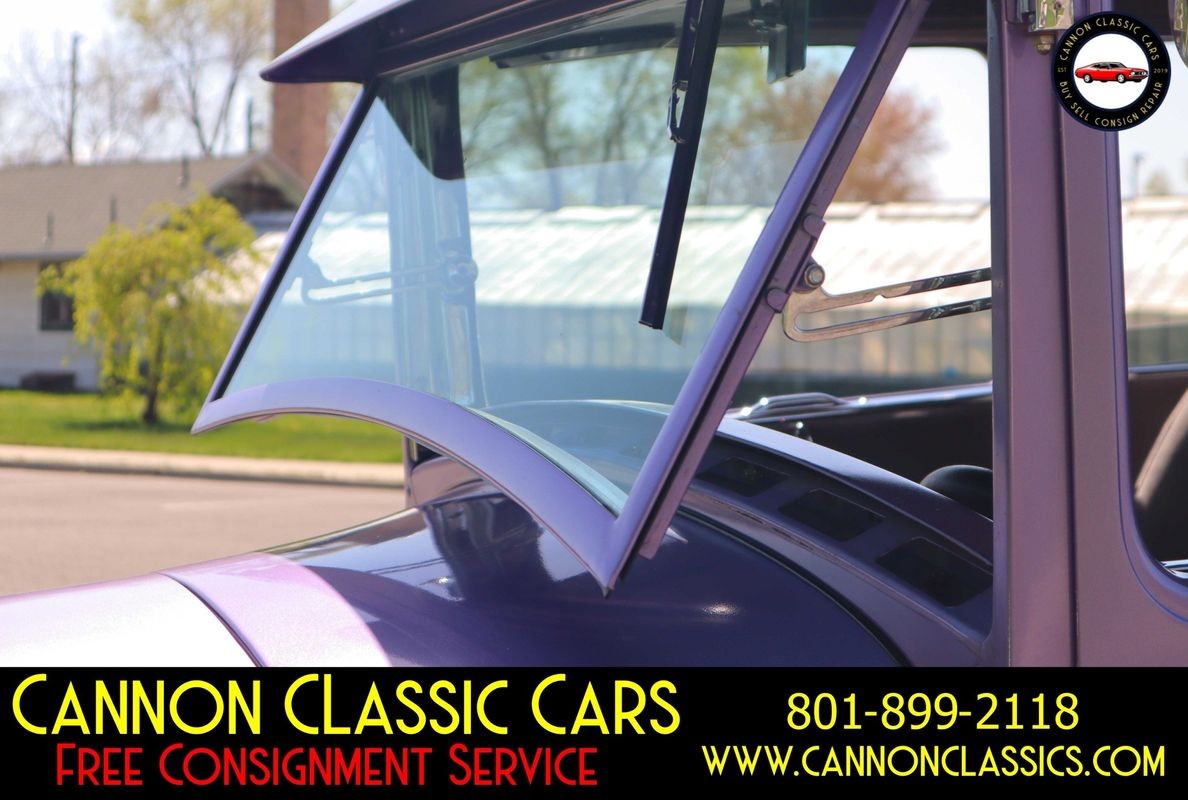 1928 Ford Model A Sedan Tudor