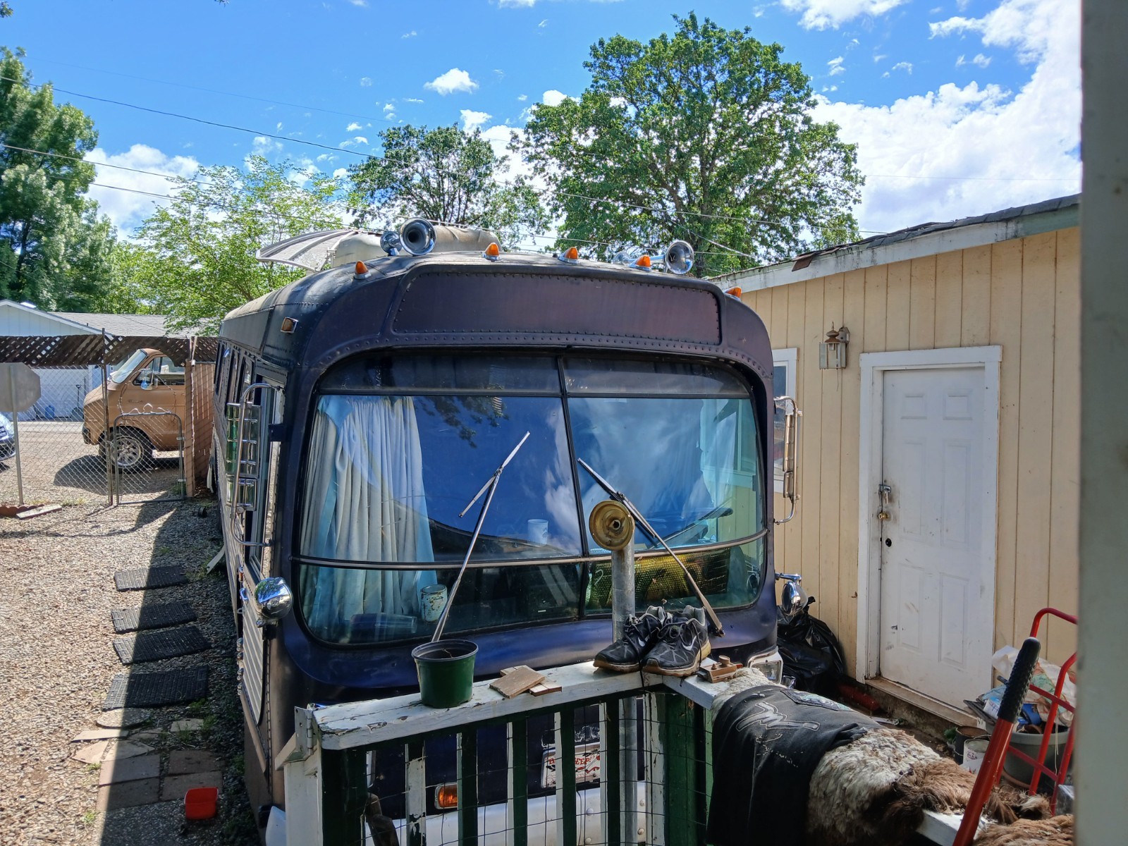 1960 35′ the most unique home a museum