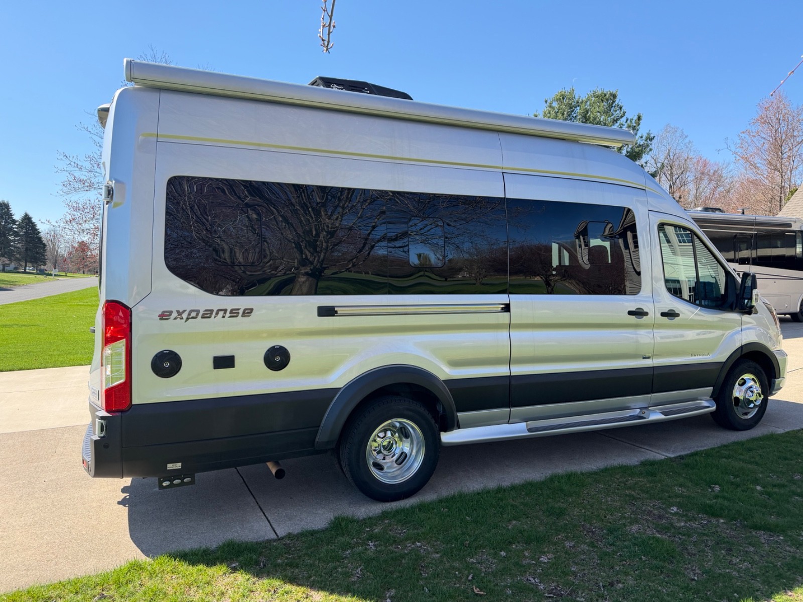 2023 Entegra Expanse motorhome 21B 30,500 miles, like new condition, ,500.