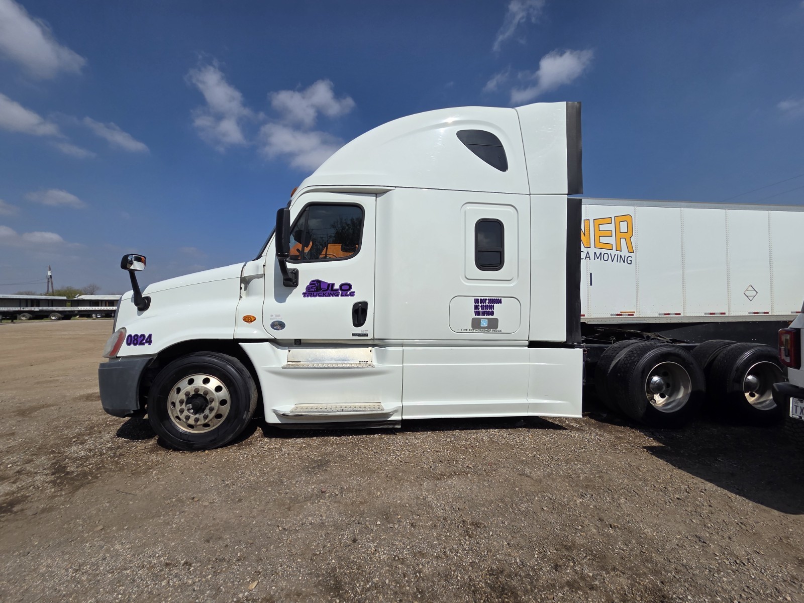 2017 Freightliner Cascadia DD15