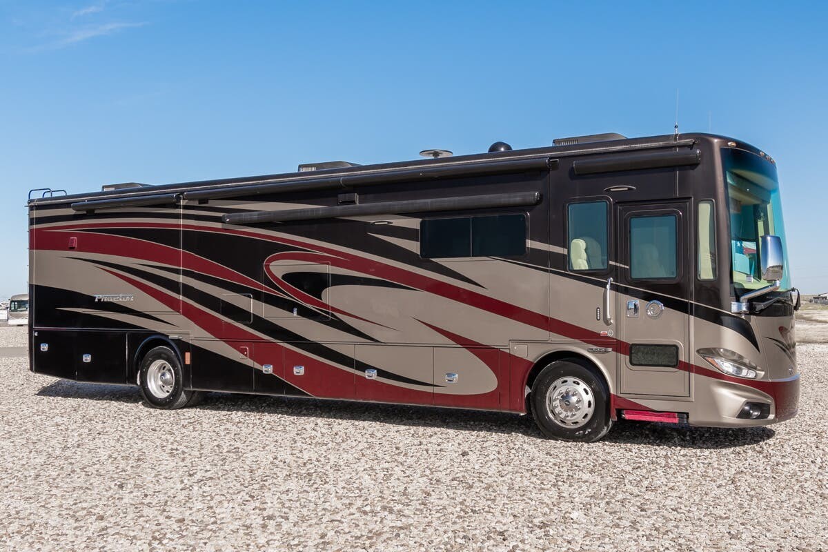 2017 Tiffin Motorhomes Phaeton 40IH