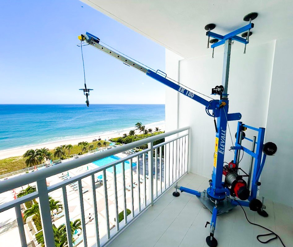 Elevall EK180 – Grúa Portátil Modular – Capacidad de 180 kg – Hasta 20 Pisos