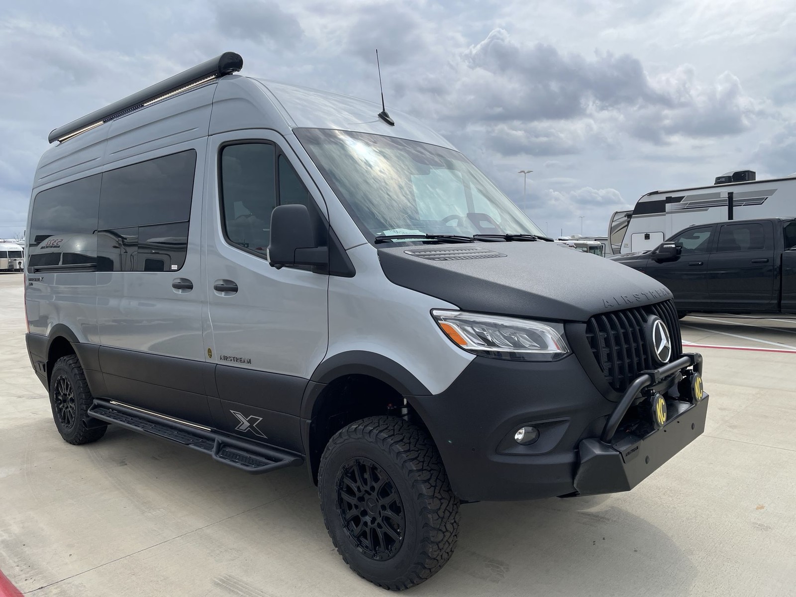 2026 Airstream Interstate 19X