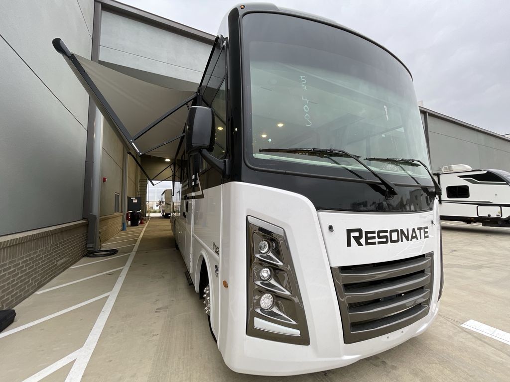 2026 Thor Motor Coach Resonate 29D