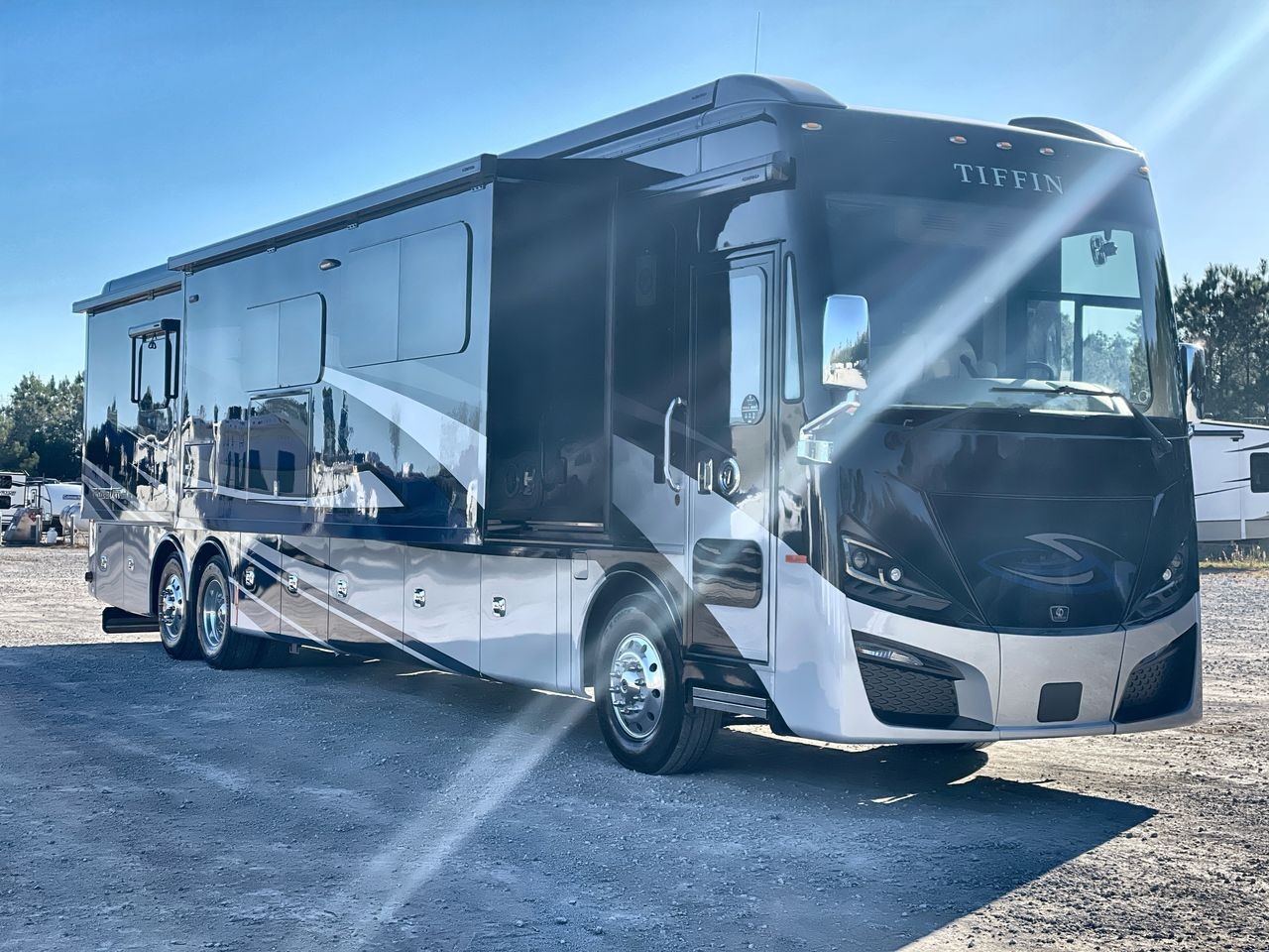 2026 Tiffin Motorhomes Phaeton 44OH