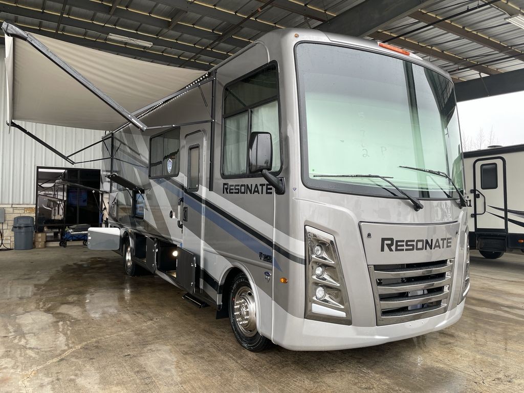 2026 Thor Motor Coach Resonate 29D
