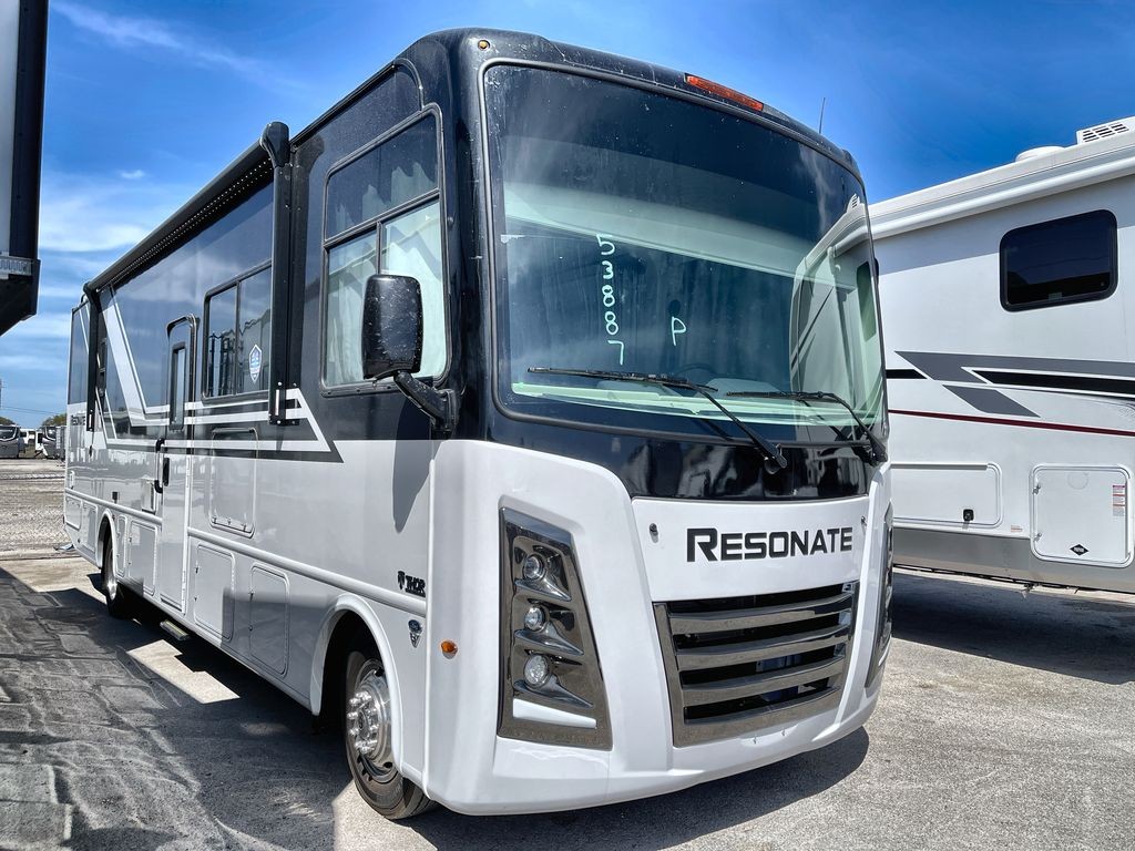2026 Thor Motor Coach Resonate 32B