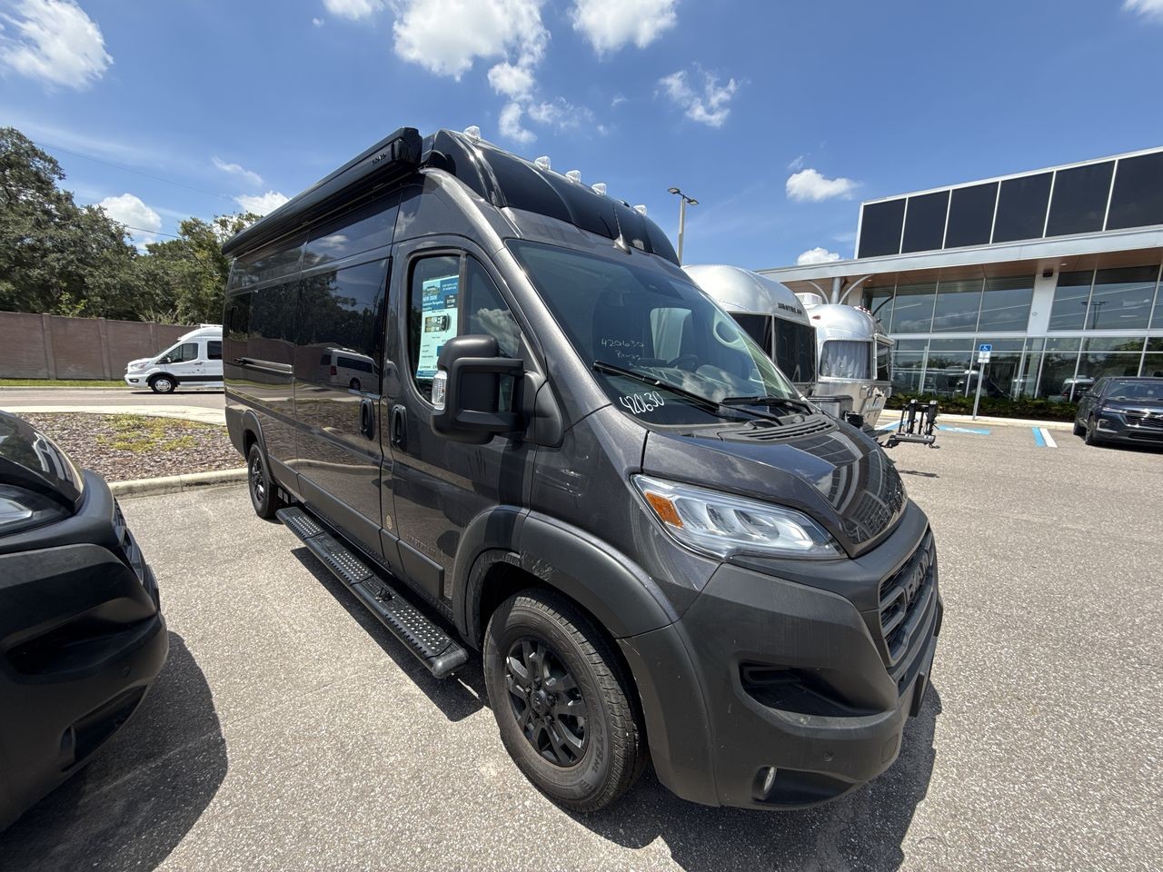 2026 Airstream Rangeline Rangeline