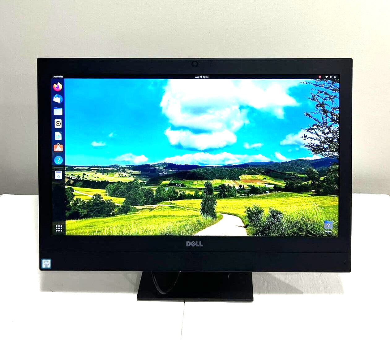 Dell OptiPlex 7440 23″ FHD AIO i5-6500 3.2GHz 8GB RAM 256GB SSD Linux Ubuntu