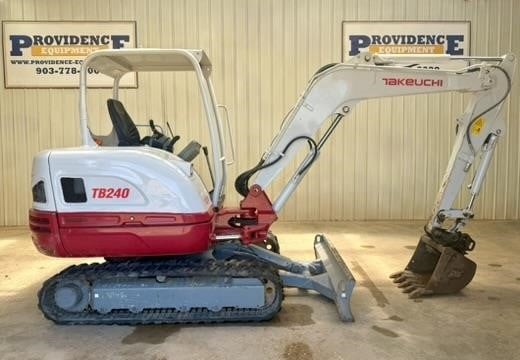 2016 TAKEUCHI TB240 OROPS MINI TRACK EXCAVATOR