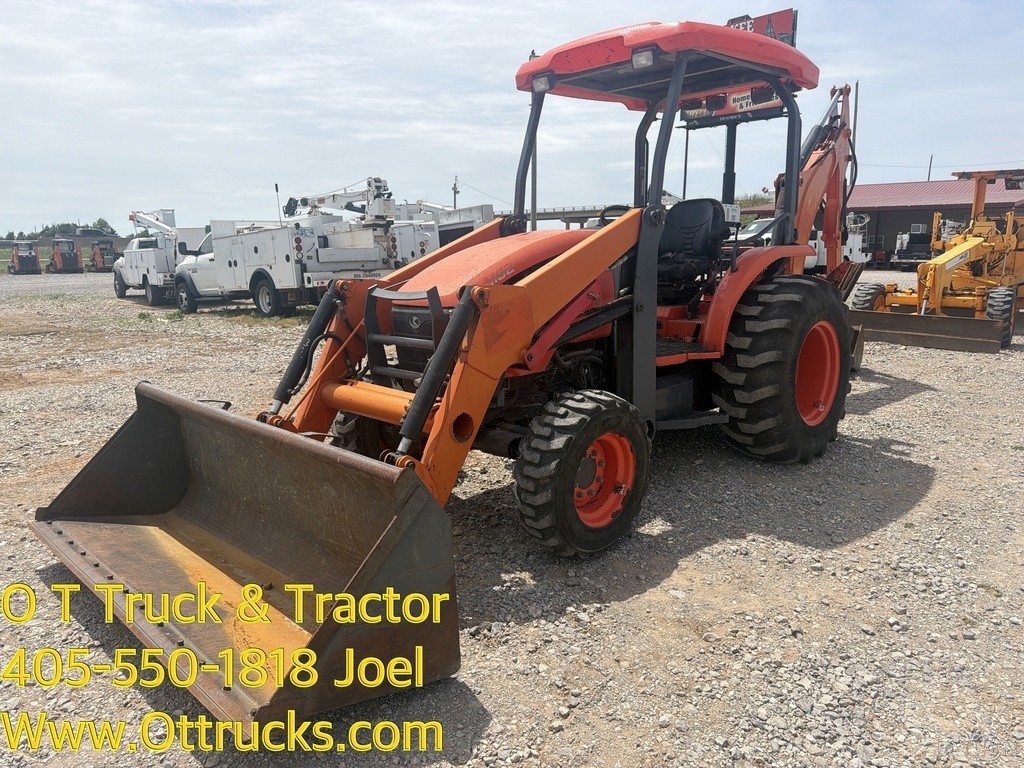 2016 Kubota M62 Backhoe Loader 4X4 Utility Tractor 63HP 9000Lbs Used