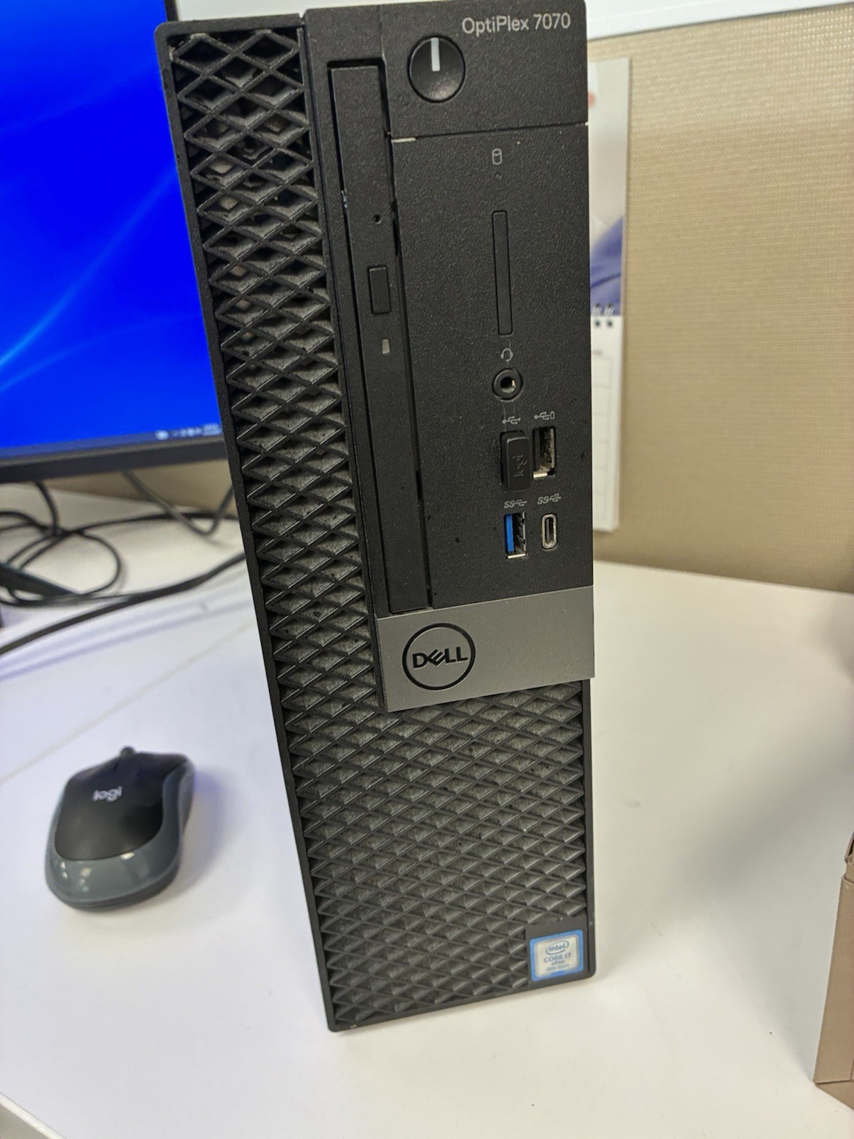 Dell OptiPlex 7070 SFF (i7-9700 – 16GB RAM – 256GB SSD – Win10