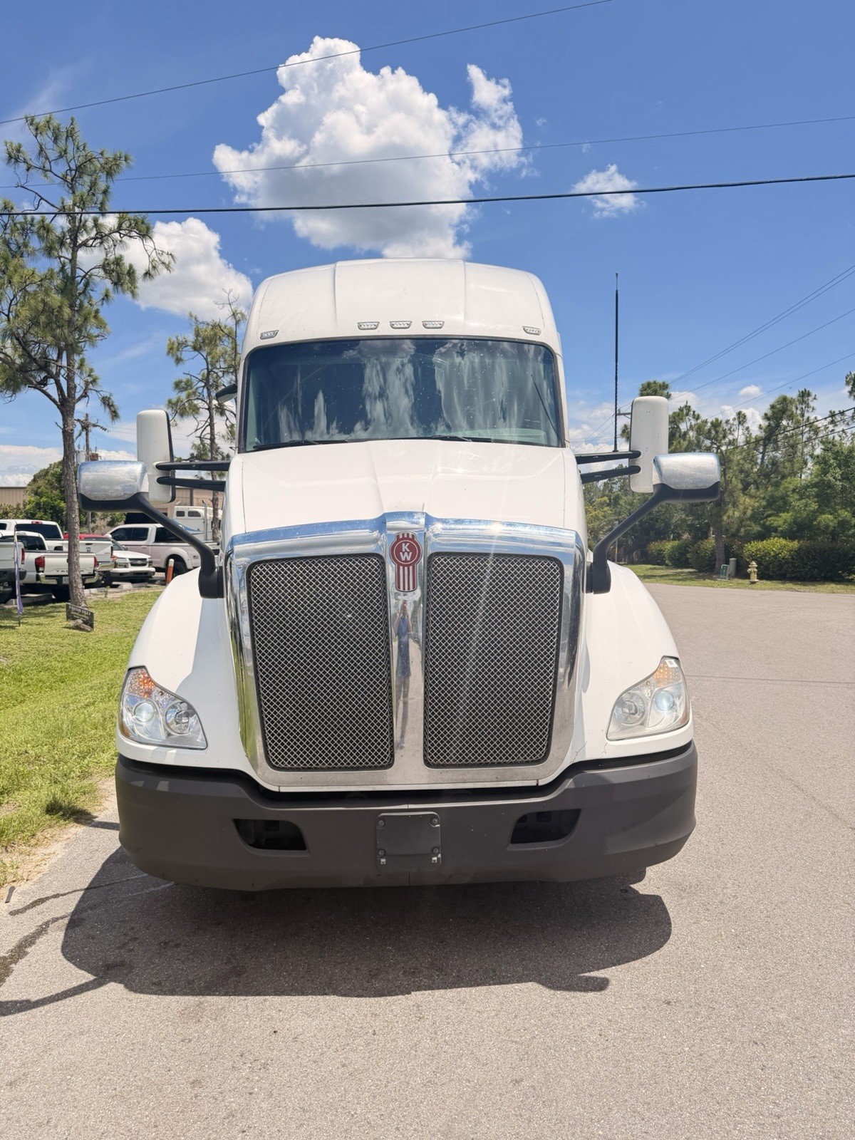 2019 International LT625 White