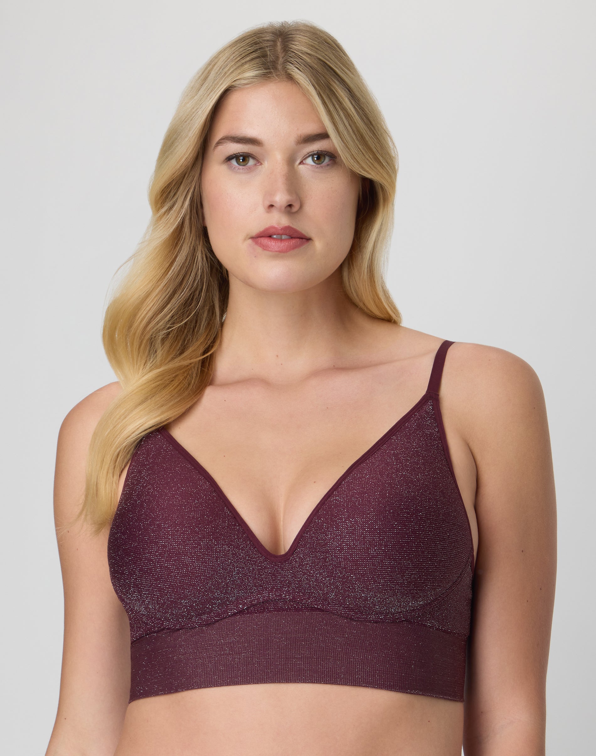 Maidenform M Plunge Push-Up Bra, Seamless Convertible Longline Bralette (Plus Size Available) Nightfire Red W/ Silver L/DD Women’s